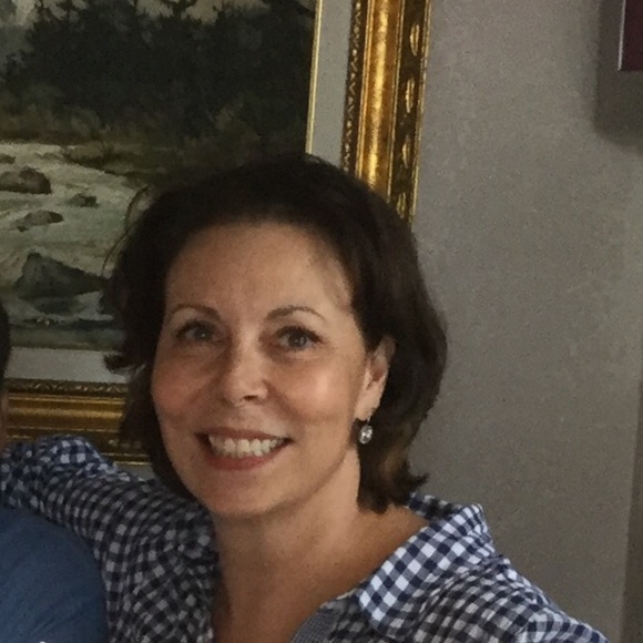 Meet your Posher, Carmen - Picture 2 of 2